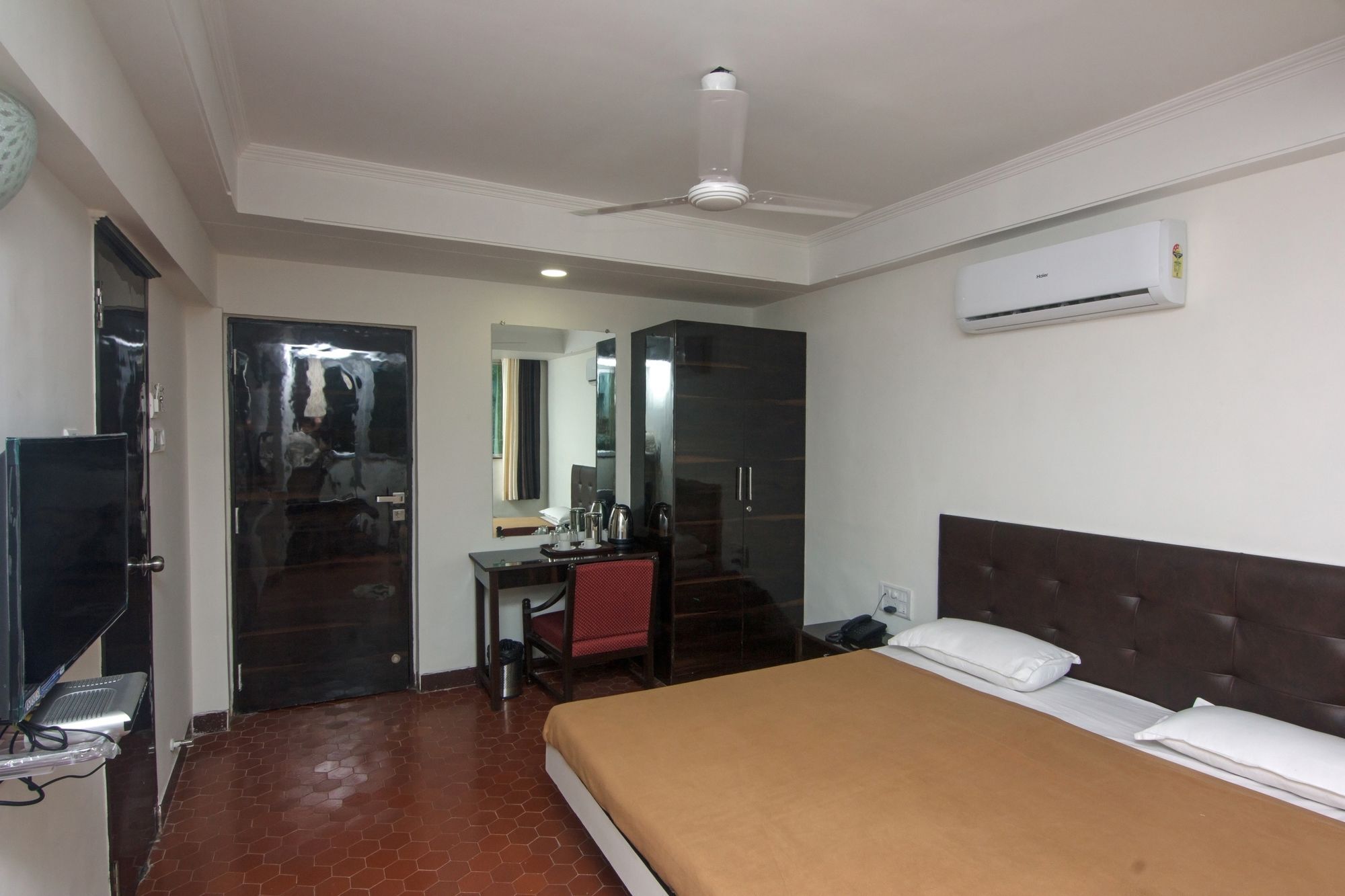 Oyo 9806 Hotel Arvi Lonavla Exterior foto